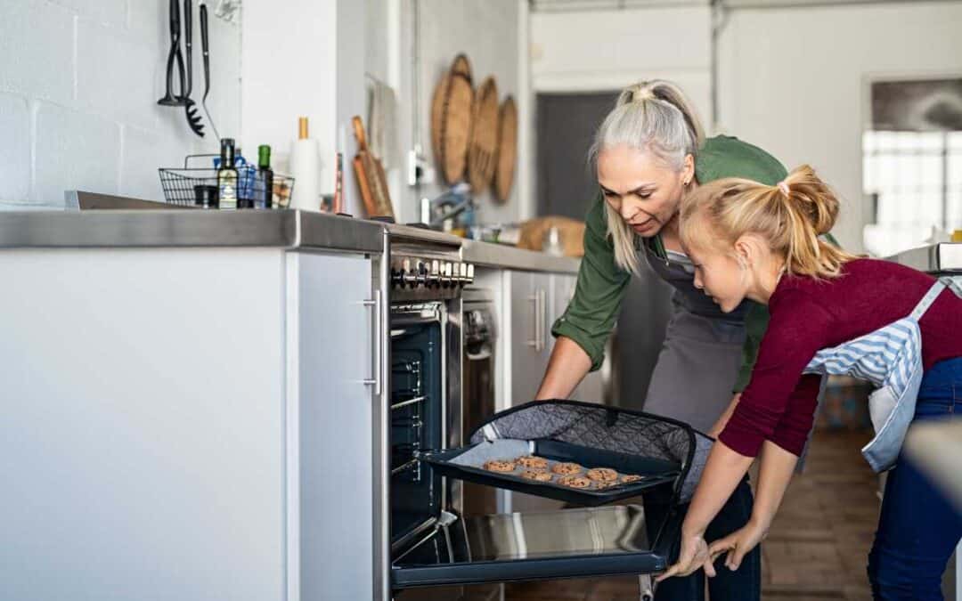 Navigating Kitchen Mishaps: Treating Minor Cuts and Burns this Holiday Season